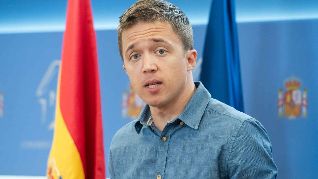 Errejón pide una ley para que Instagram informe de las fotos que están retocadas y los usuarios de Twitter se le echan encima