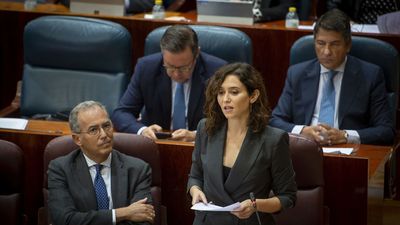 Ayuso afea a Monasterio el apoyo a la comisión sobre las residencias de mayores de Madrid