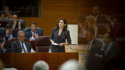 Ayuso: "El Gobierno pretende dejar sin futuro a España"