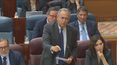 La izquierda pide la dimisión de Ossorio por sus palabras sobre las residencias y este les tilda de "miserables"