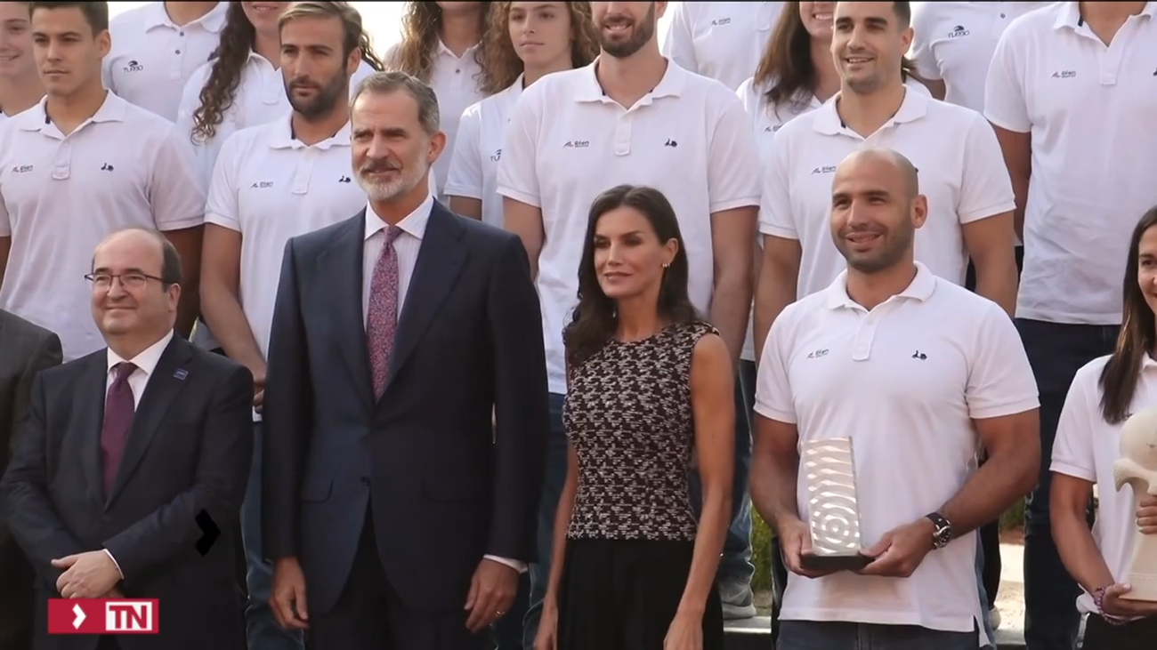 Los reyes celebran los éxitos de las selecciones españolas de waterpolo