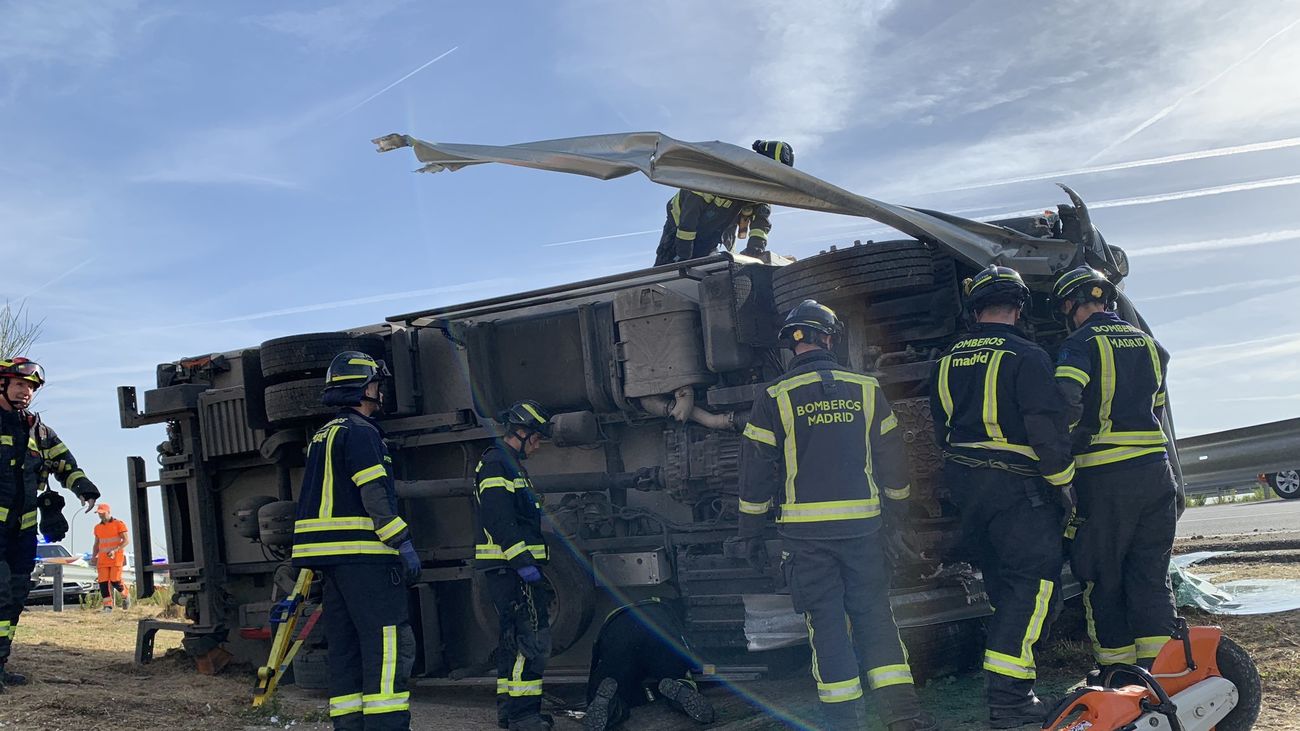 Accidente de un camión en la M-45