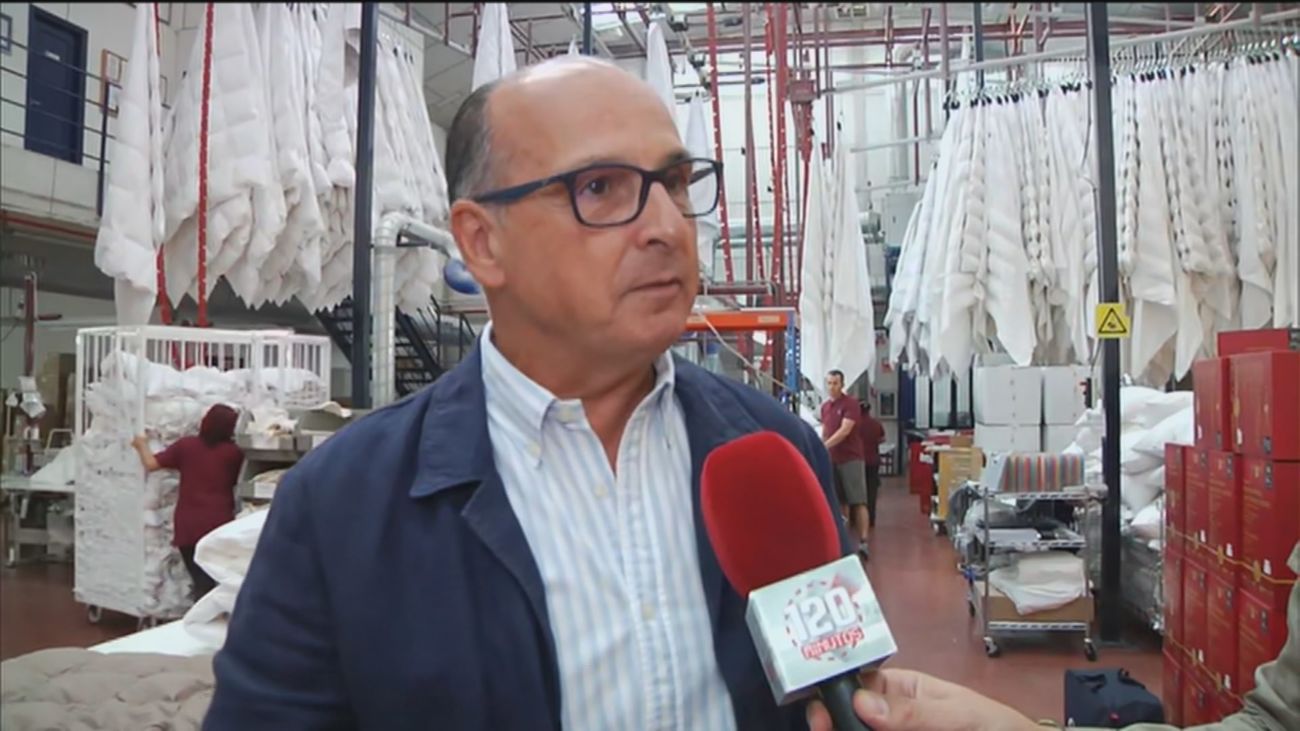 Un invierno bajo el edredón: se venden más nórdicos y más gruesos "para no poner la calefacción"