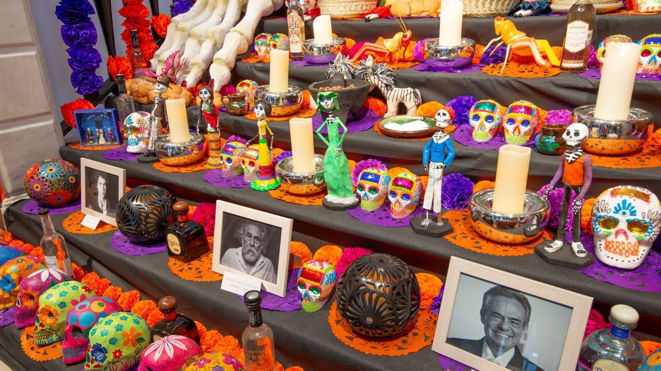 Casa México celebra su mega altar del Día de Muertos dedicándoselo a Frida Kahlo