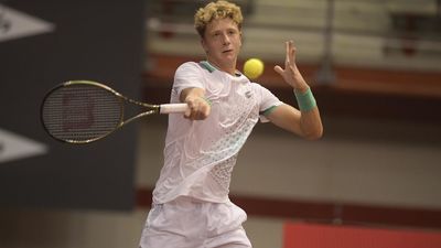 Los nervios le juegan una mala pasada al madrileño Landaluce en el debut en el circuito