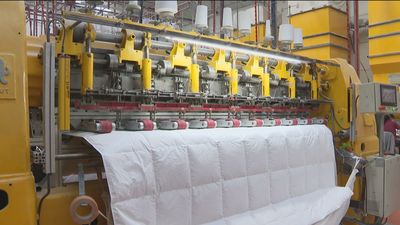 Aumenta la demanda de edredones y abrigos para combatir los precios de la calefacción en invierno