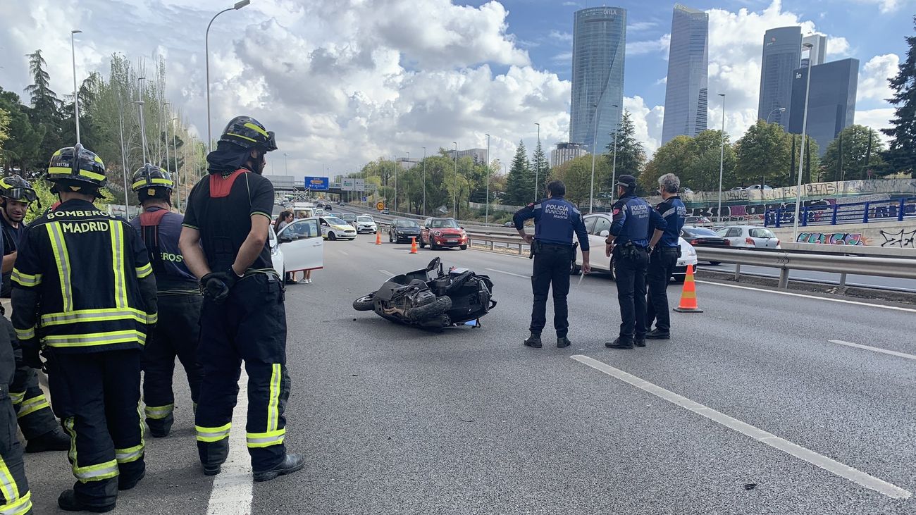Herido grave un motorista al chocar contra un vehículo en la M-607