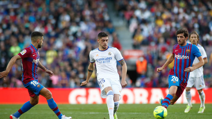 Fede Valverde jugando frente al Barcelona / EUROPA PRESS