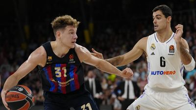 El Barça frustra la remontada del Real Madrid en la Euroliga por 75-73
