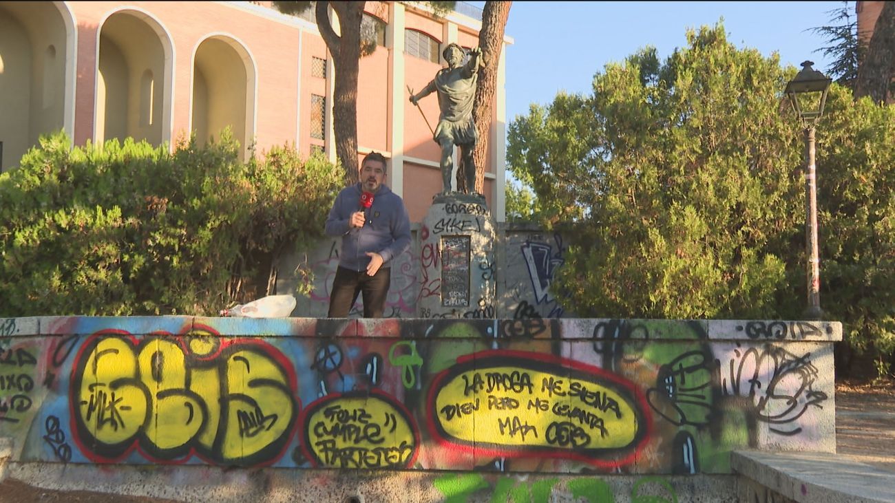 La estatua de Vasco Núñez Balboa continúa en estado de abandono