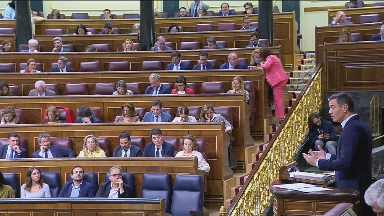 Sánchez liga el acuerdo sobre el CGPJ a que el PP cumpla la Constitución y Feijóo insiste en pactos por escrito