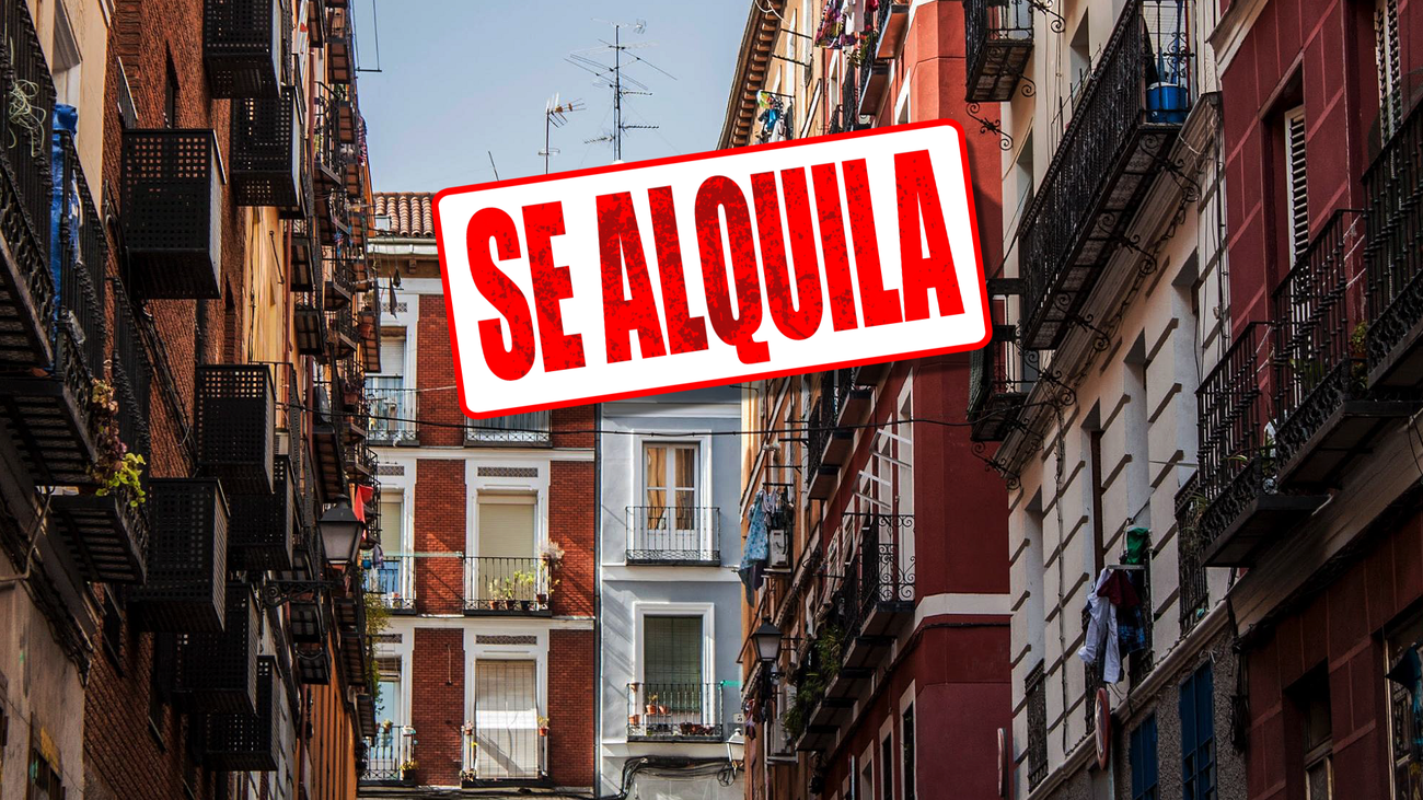Concentración contra las subidas abusivas de los alquileres en Lavapiés