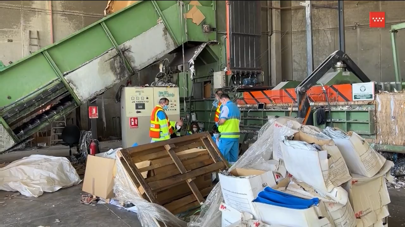 Herido muy grave un hombre de 43 años al ser aplastado cuando trabajaba en una fábrica de Fuenlabrada