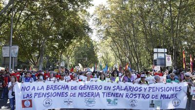 Miles de personas claman en Madrid por el incremento de las pensiones