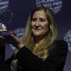 Luz Gabás gana el Premio Planeta  2022 con 'Lejos de Luisiana'