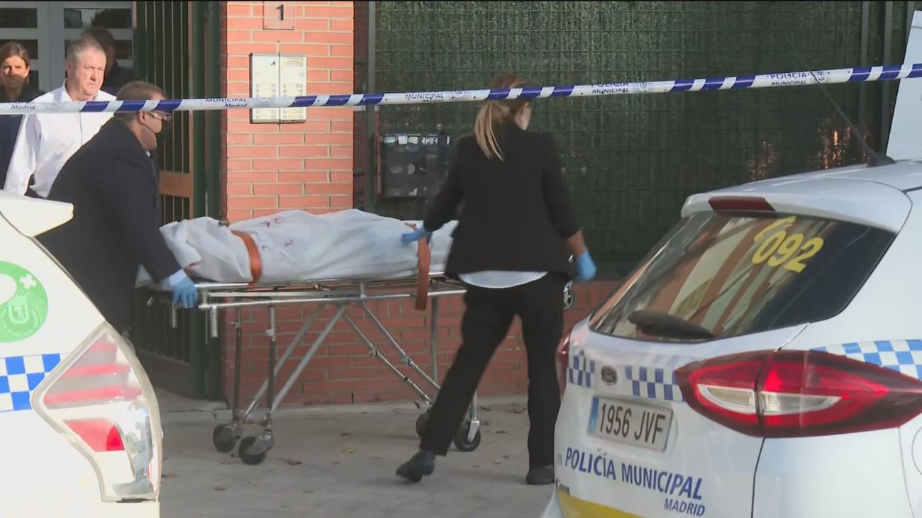 Muere un trabajador de 50 años cuando realizaba trabajos verticales en un edificio de Sanchinarro