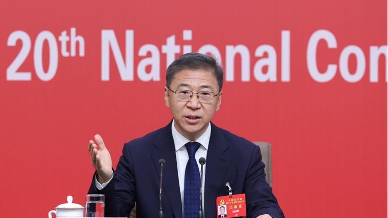 China promete más apertura tras recibir críticas por "alejarse" del mundo