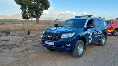 Muere apuñalado en el cuello un joven en Puerto de Mazarrón, Murcia