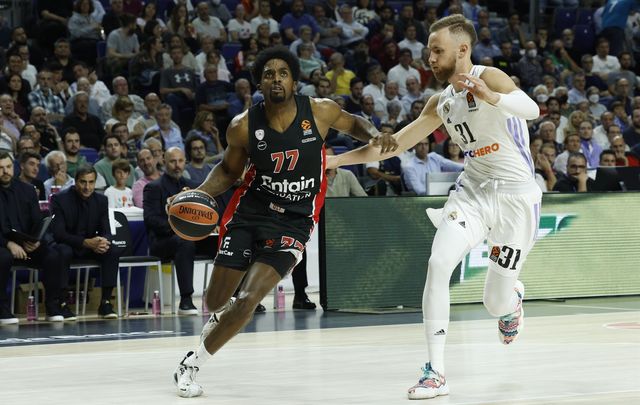 Musa ante Olympiacos / EFE