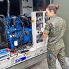 Defensa envía a Ucrania cuatro grupos electrógenos tras los ataques rusos a eléctricas