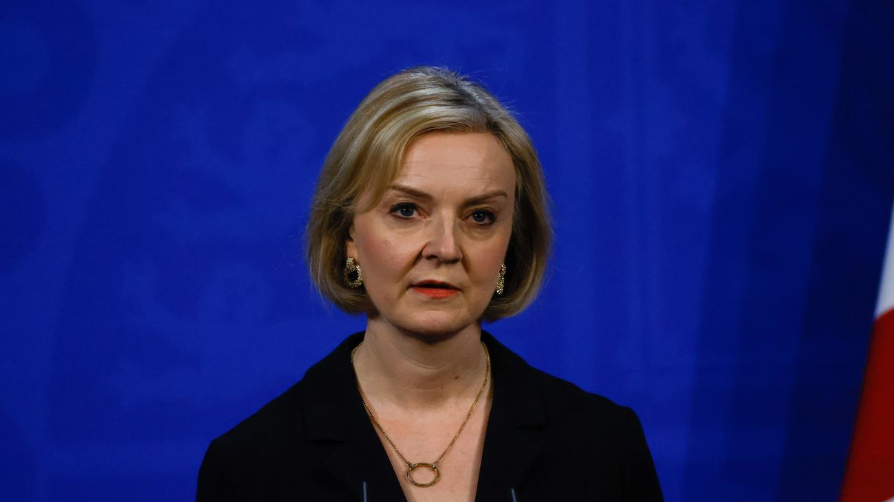 Aumenta la presión sobre la primera ministra de Reino Unido para que dimita o convoque elecciones