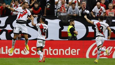 El Rayo Vallecano abusa del Cádiz por 5-1