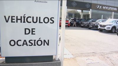 La falta de chips dispara la demanda de coches de segunda mano, pero no hay tantos disponibles