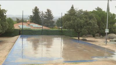 Denuncian el mal estado de instalaciones deportivas al aire libre de Galapagar