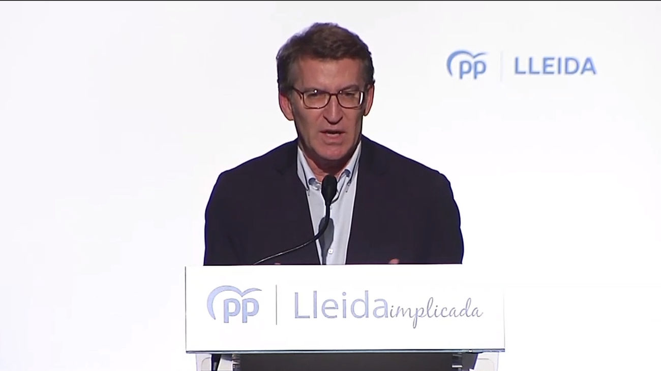 Feijóo carga contra unos presupuestos "ficticios" y desautorizados por organismos independientes