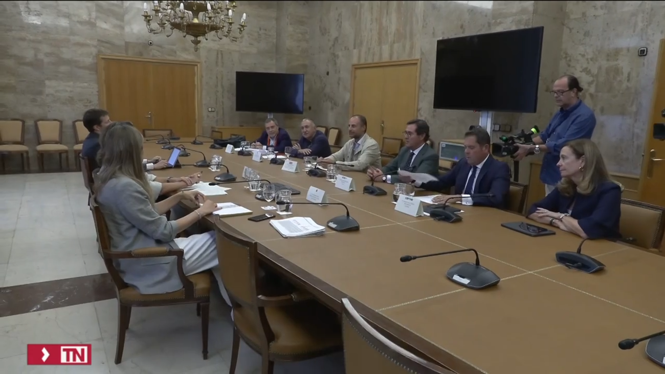 Nuevo palo a los presupuestos de Sánchez: el IEE rechaza que haya más presión fiscal a las empresas