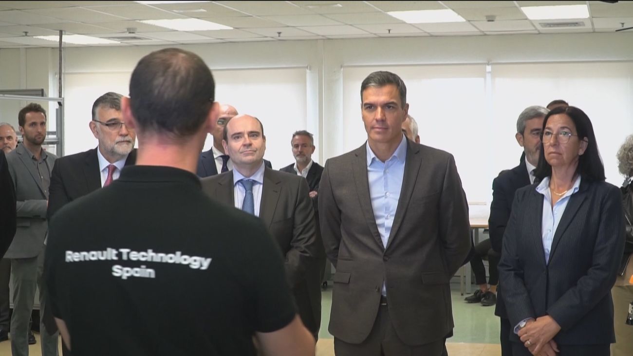Sánchez anuncia nuevas ayudas al sector de la automoción "en breves fechas"