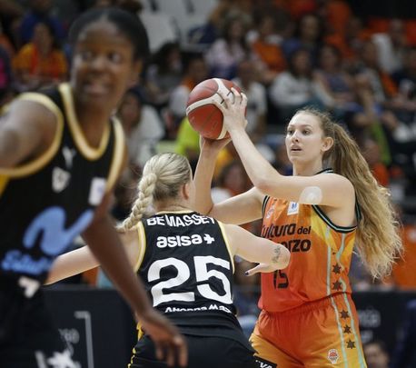 Estudiantes - Valencia / MOVISTAR ESTUDIANTES