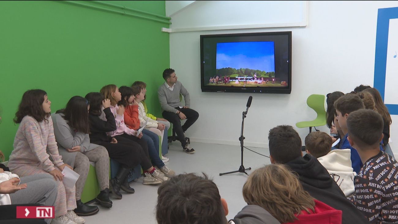 La ópera se cuela en las aulas de los colegios madrileños