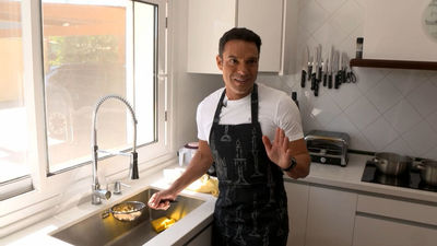 Los problemas de Antonio Rossi en la cocina: "Las lentejas son un desastre"