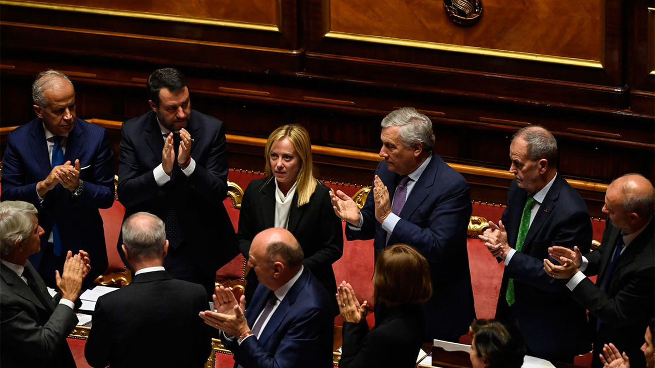 Meloni completa con éxito su investidura en el Parlamento italiano
