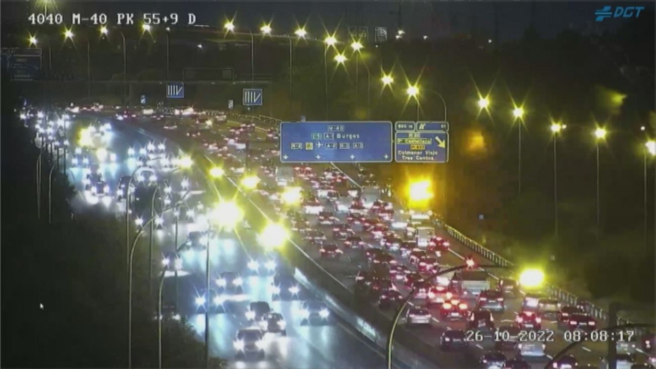 Dos accidentes en la M-40 complican el tráfico