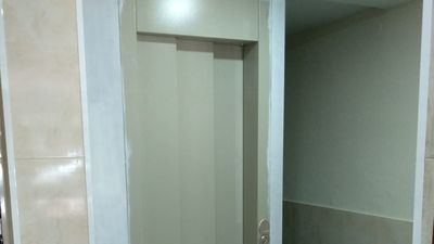 La Comunidad de Madrid ofrecerá ayudas para costear la instalación de ascensores a comunidades de vecinos