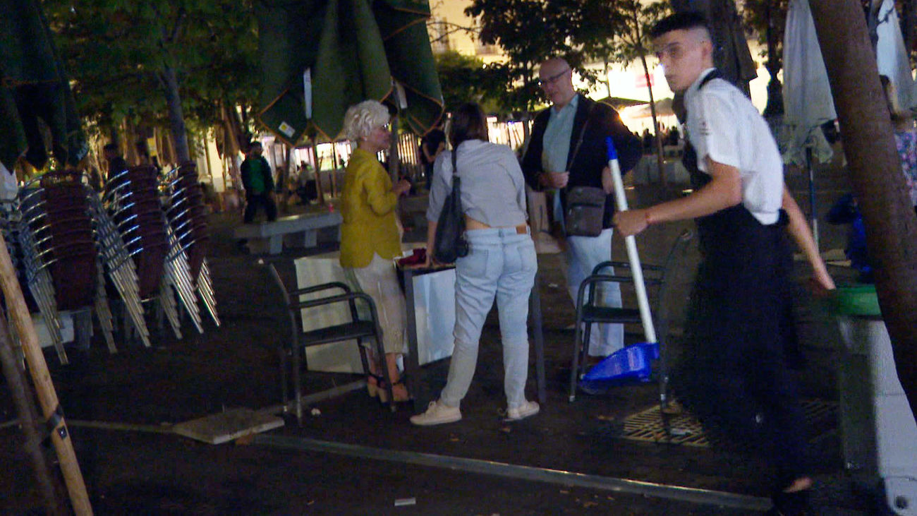 Hosteleros de Madrid, obligados a reducir plantilla por la normativa de cierre de terrazas a las 11 de la noche