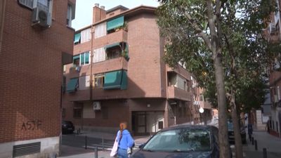 Vecinos de Villaverde tratan de impedir el menudeo y tráfico de drogas de un narcopiso