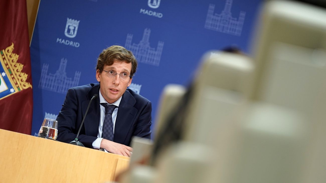 Almeida baja el IBI al mínimo, suprime tasas e incrementa un 7% el gasto social en sus presupuestos