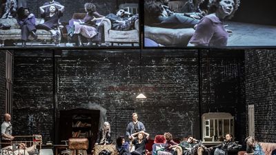 'Imagine', un viaje por el universo de la contracultura de los años 60 y 70 en los Teatros del Canal