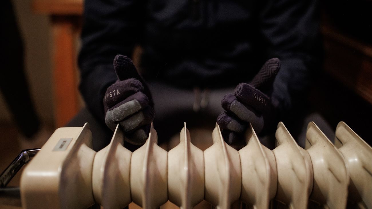 Uno de cada tres españoles dice que no puede permitirse calentar su casa