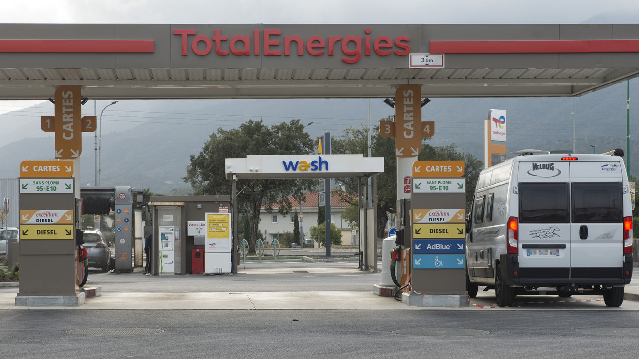 Imagen de una gasolinera francesa