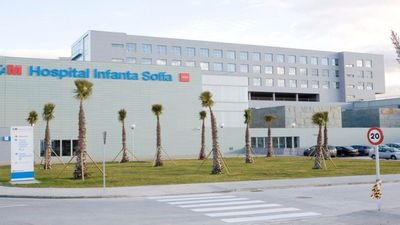 Sanidad se compromete con el Hospital Infanta Sofía a cubrir el déficit de plantilla