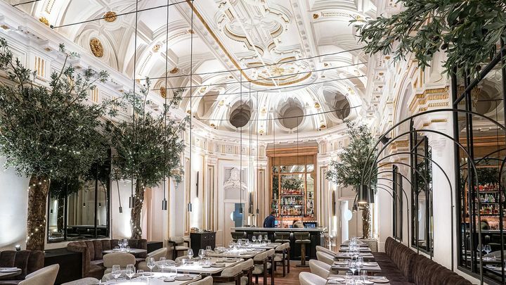 Gastronomía en una capilla / CALUANA