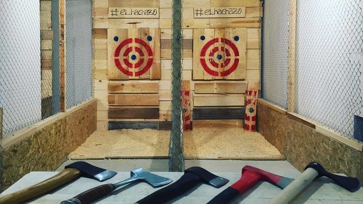 Tiro de hacha / EL HACHAZO