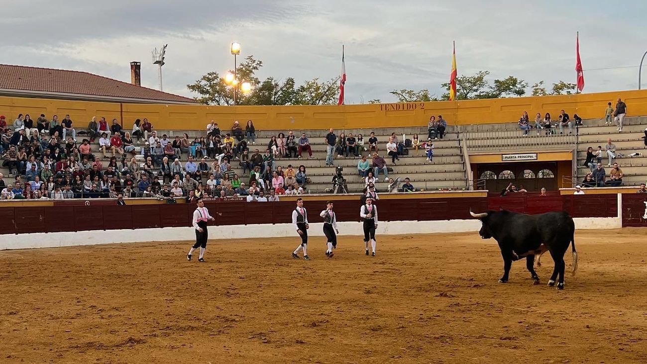 Emoción y riesgo en  San Agustín del Guadalix en el primer festejo del II Trofeo Esteban Ferre