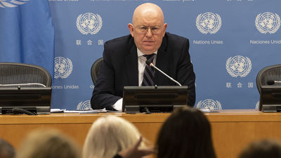 Rusia advierte que no permitirá que buques crucen el mar Negro sin su inspección