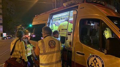 Un detenido por el apuñalamiento de un joven en Tirso de Molina y se busca a un segundo agresor