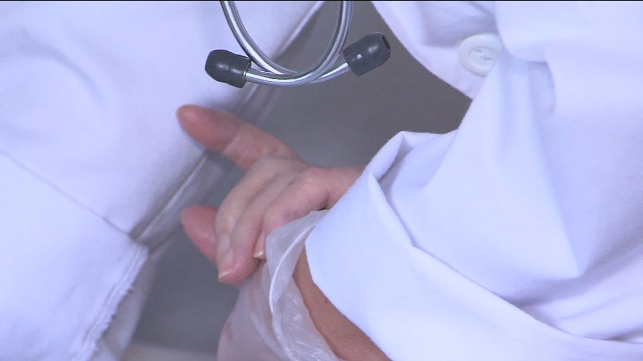 Detenido en Móstoles un menor que se hacía pasar por médico y asistía a enfermos en sus casas